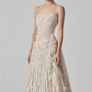 21Six - Cult Mia Cream Lace Midi Dress